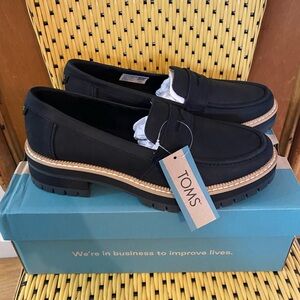 TOMS Cara Loafers Size 7